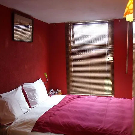 Bed & Breakfast De Haven 4*