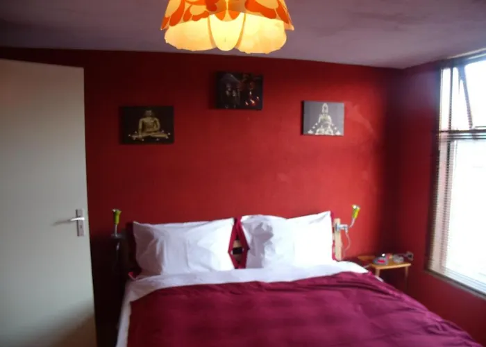 Bed & Breakfast De Haven 4*