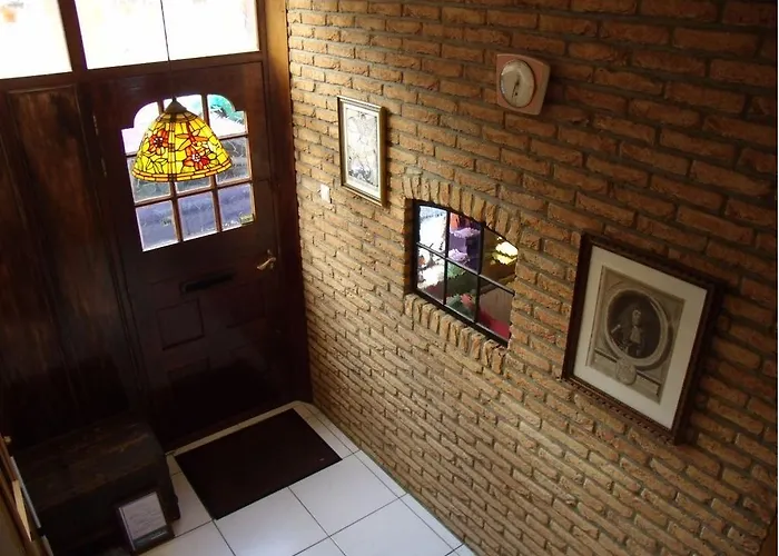 Bed & Breakfast De Haven 4*